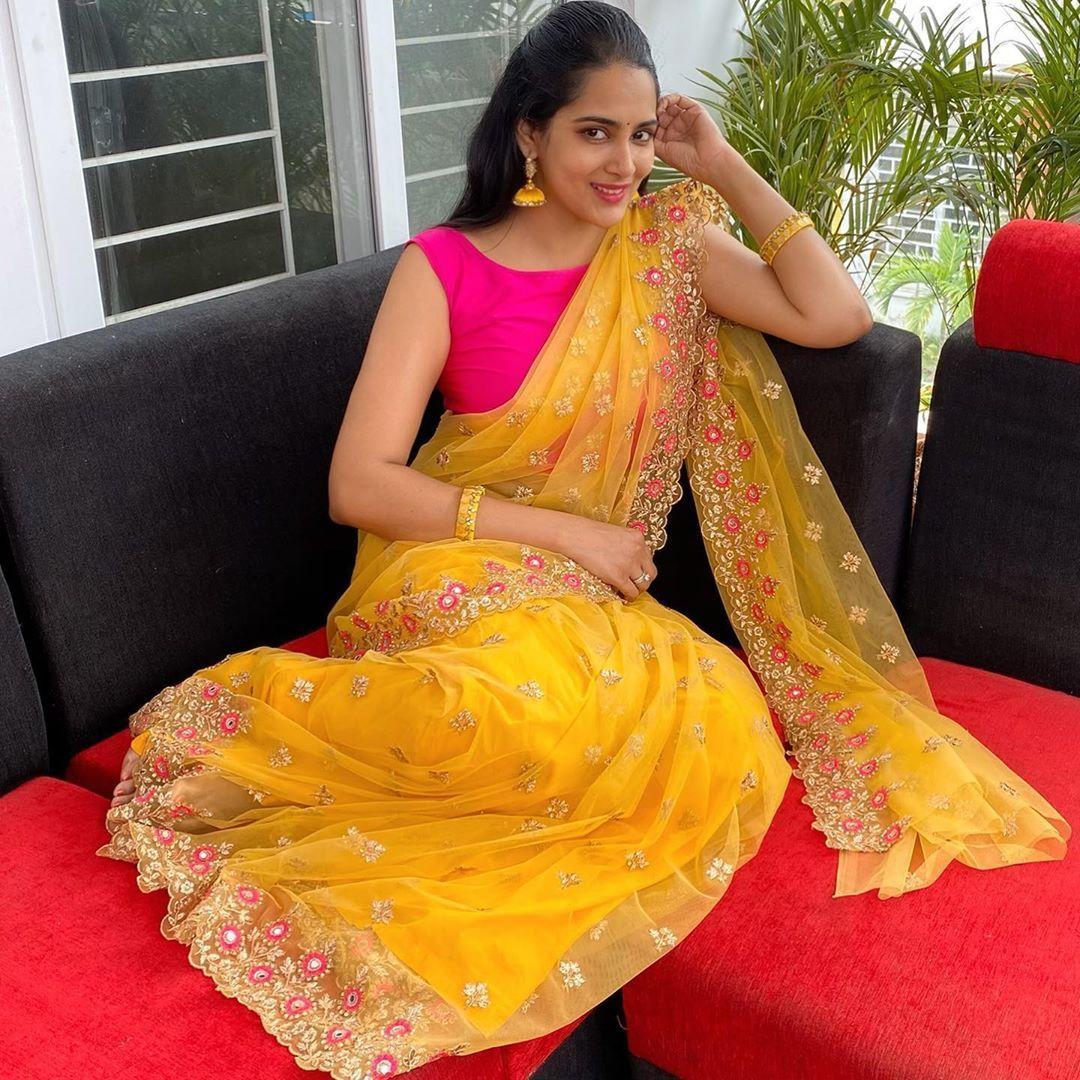 Atavia Exquisite Net Saree with Intricate Embroidered Work